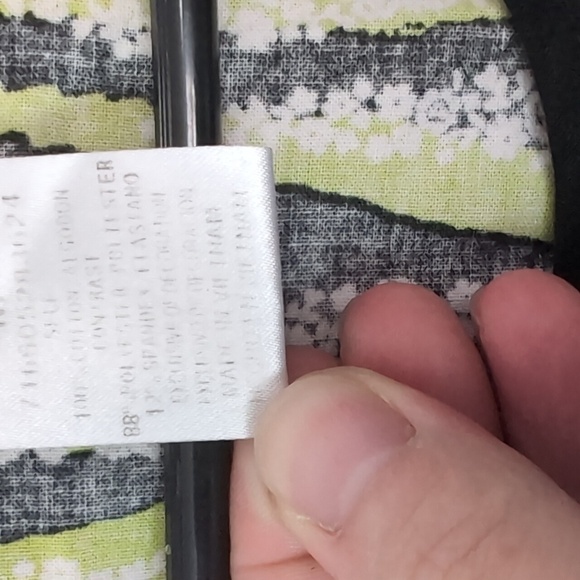 Cherokee Green Black Zebra Knit Side Scrub Top Size Medium - Picture 3 of 5